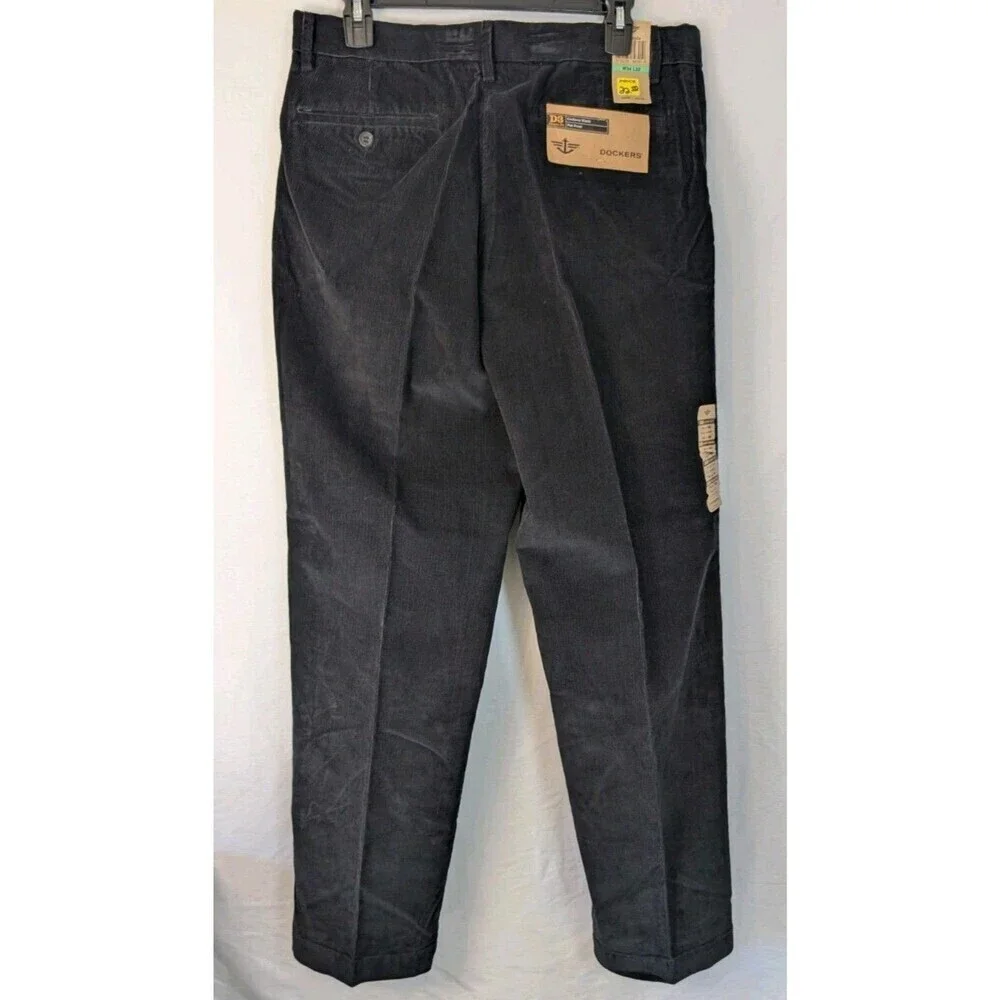 Dockers Men’s Corduroy Pants 32x30 Black Flat Front Classic Fit 100% Cotton NWT